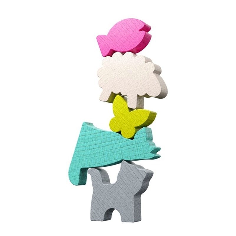 Cinco piezas de animales de Stacking Challenge Animals apiladas sobre fondo blanco